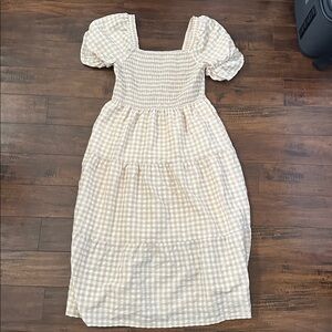 Elegant Cream Maxi Dress